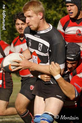 161009D_049_70d25825