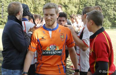 161009R_143_7D110255