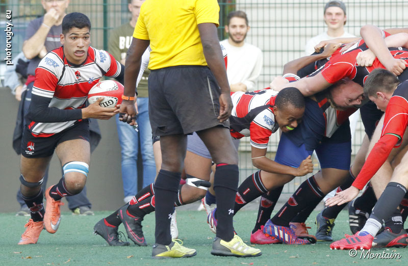 161029U18_061_7D111056