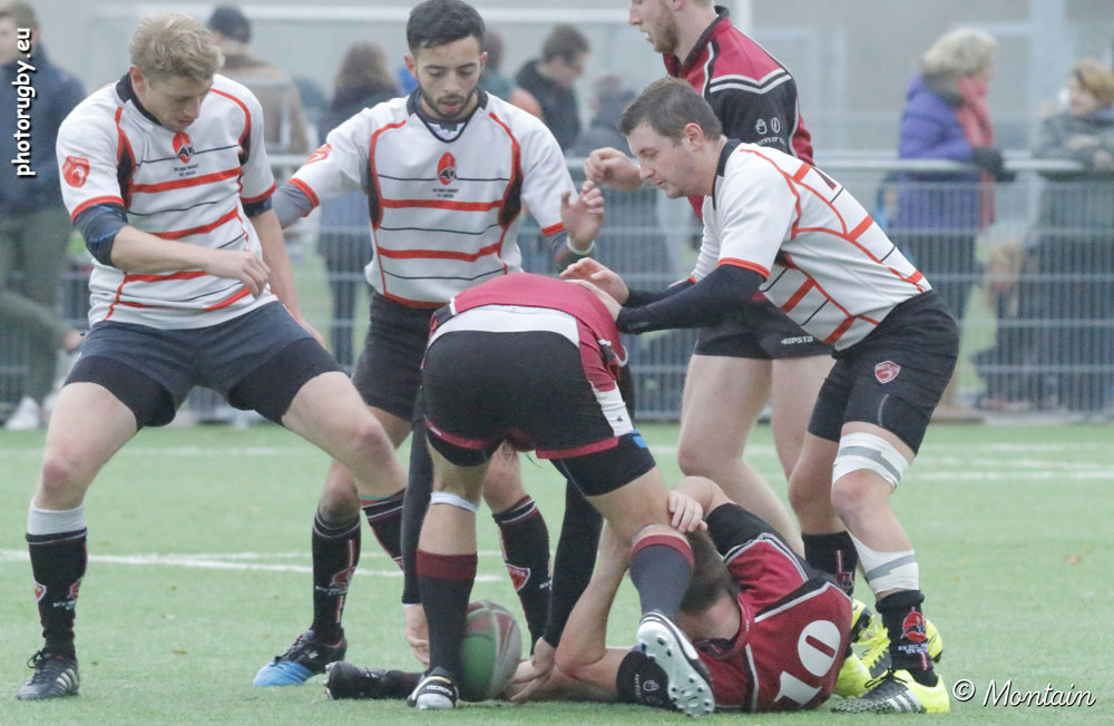 161113D_099_7D111829