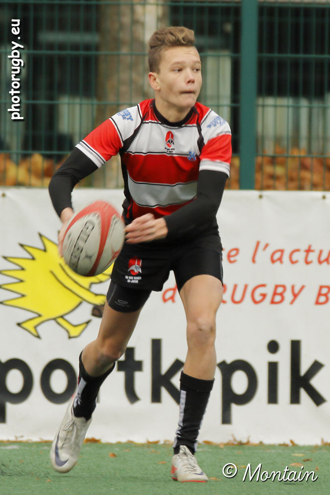 161119U18_001_7D112149