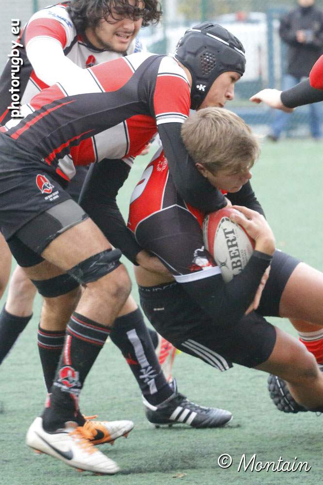 161119U18_086_70d27693