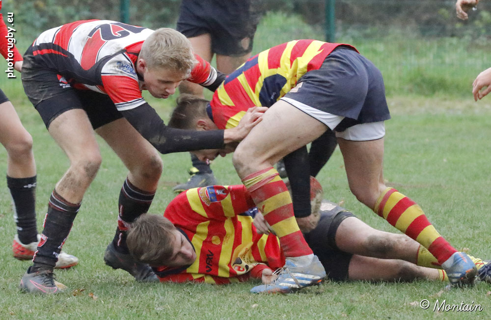 161126U18_096_7D112874